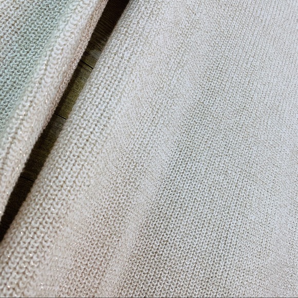 A.n.a Sweater V Neck Off White Gold Shimmer Medium - Picture 7 of 7